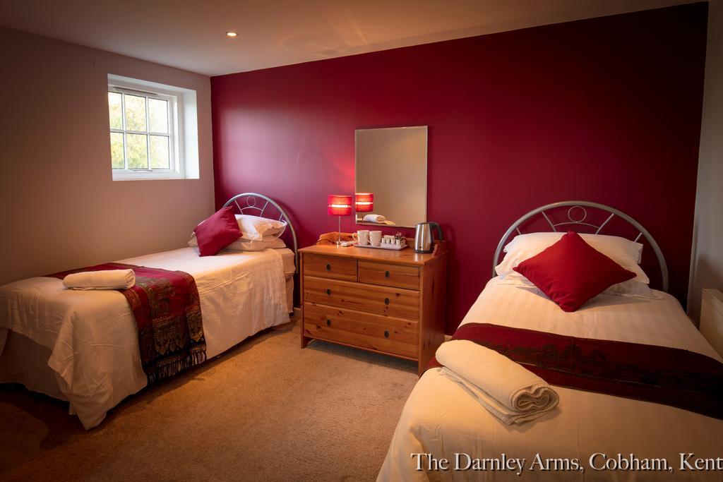 فندق جرافسيندفي  The Darnley Arms الغرفة الصورة